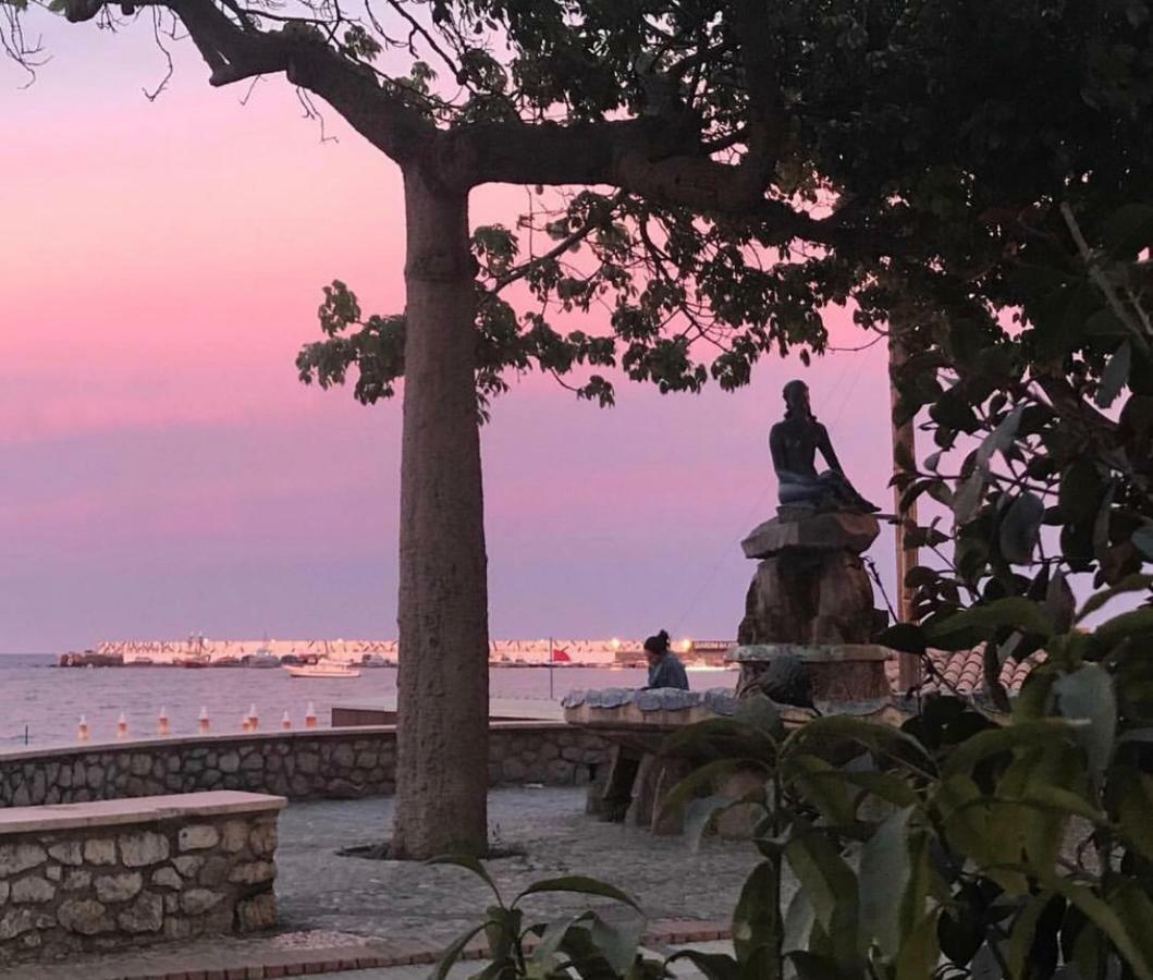 Monovano Di Schiso Giardini Naxos Eksteriør bilde